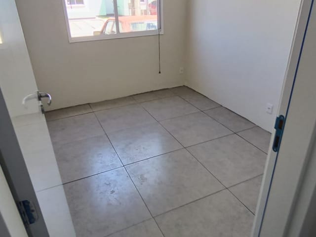 Casa com 100m² 2 quartos e 1 banheiro, à venda, no bairro Três Vendas em Pelotas