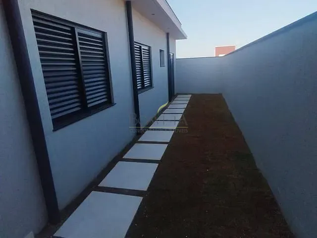 Casa com 140m² 3 quartos e 2 banheiros, à venda, no bairro Centro em Piracaia