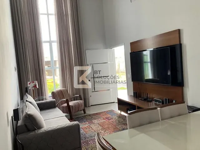 Casa com 218m² 3 quartos e 2 banheiros, à venda, no bairro Loteamento Park Gran Reserve em Indaiatuba