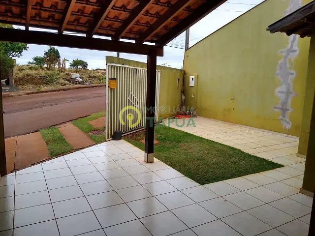 Casa 3 quartos e 2 banheiros, à venda, no bairro Monte Carlo em Londrina