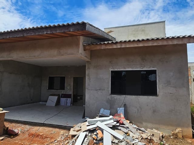Casa com 301m² 2 quartos e 1 banheiro, à venda, no bairro Residencial Santa Rosa em Sinop