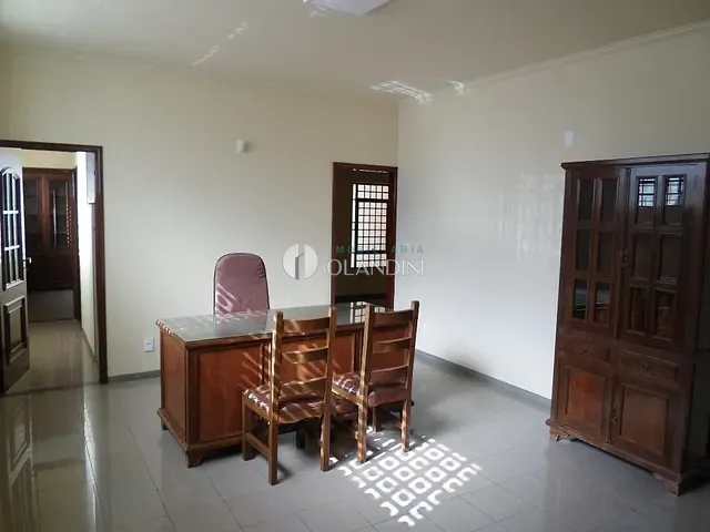 Casa com 300m² 2 quartos e 2 banheiros, à venda, no bairro Jardim Arrivabene II em Artur Nogueira