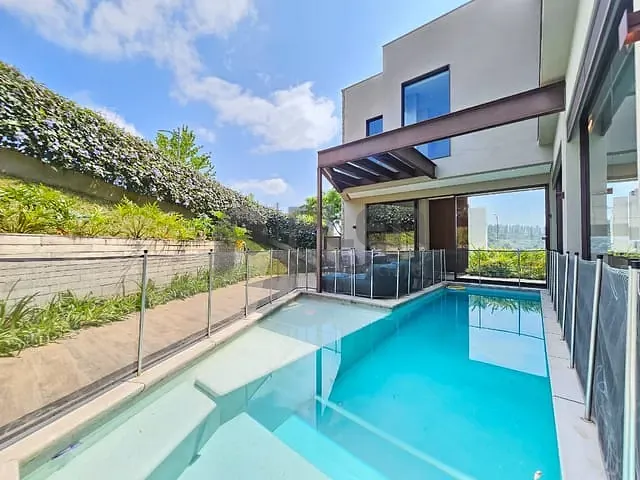 Casa com 583m² 4 quartos e 6 banheiros, à venda, no bairro Tamboré em Santana de Parnaíba