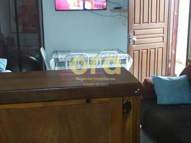 Casa com 160m² 2 quartos e 1 banheiro, à venda, no bairro Três Vendas em Pelotas