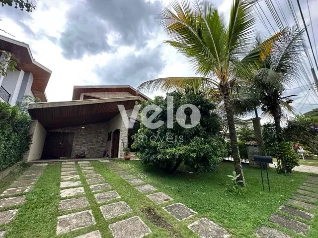 Casa com 418m² 6 quartos e 4 banheiros, à venda, no bairro Vila Costa em Taubaté