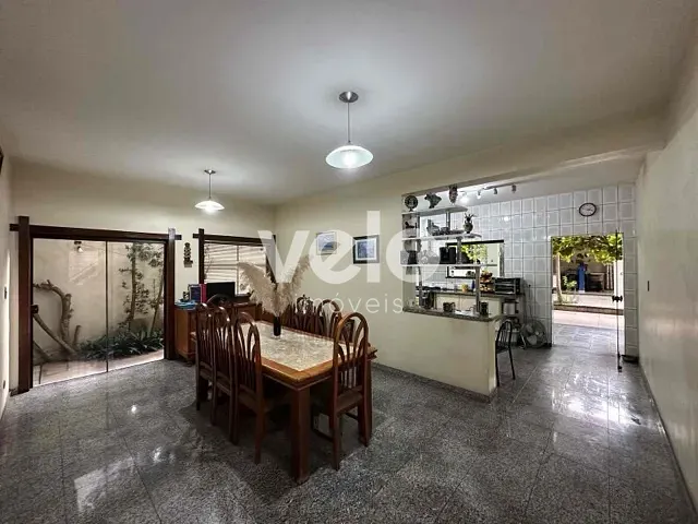 Casa com 418m² 6 quartos e 4 banheiros, à venda, no bairro Vila Costa em Taubaté