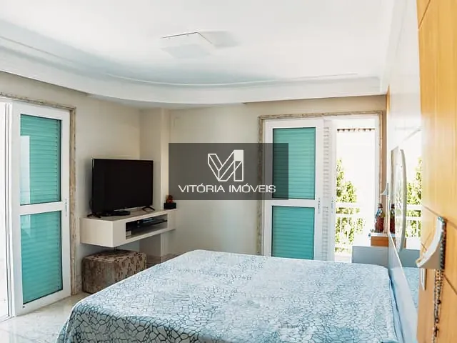Casa 3 quartos e 4 banheiros, à venda, no bairro Mata da Praia em Vitória