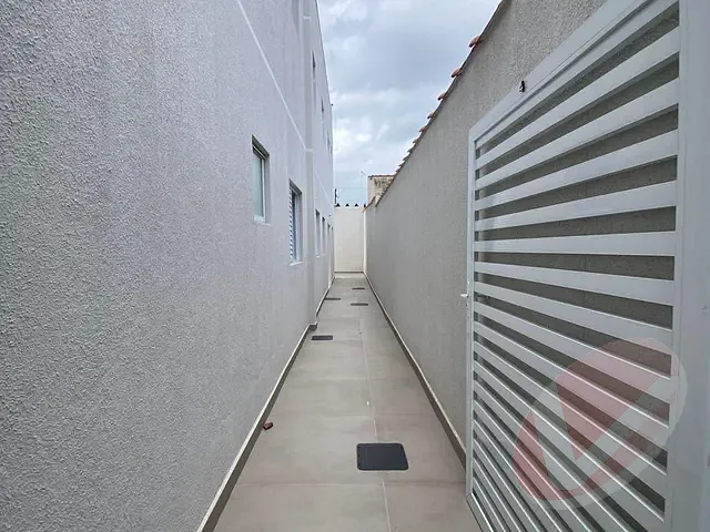 Casa com 68m² 2 quartos e 1 banheiro, à venda, no bairro Nova Mirim em Praia Grande