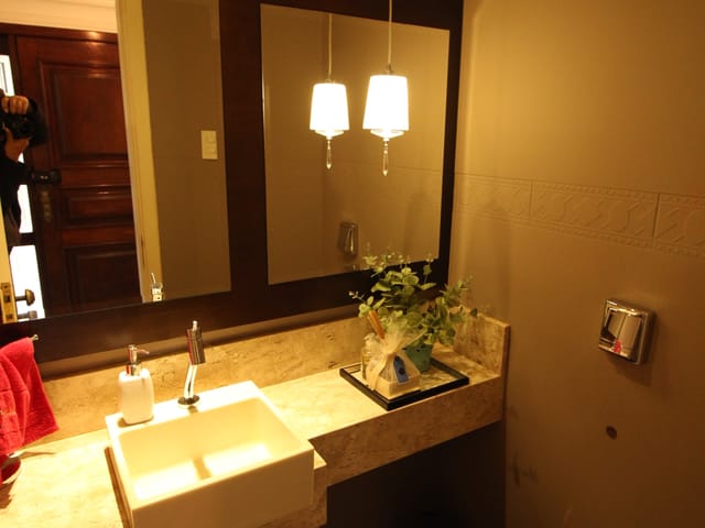Casa com 414m² 5 quartos e 3 banheiros, à venda, no bairro Centro em Ponta Grossa