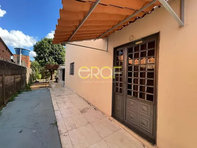 Casa 2 quartos e 1 banheiro, à venda, no bairro Jardim Oliveira em Formosa