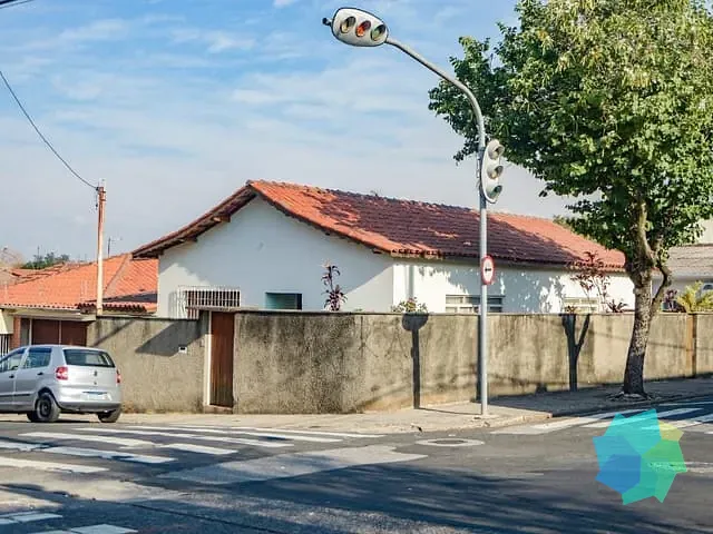 Casa com 264m² 2 quartos e 3 banheiros, à venda, no bairro Centro em Salto