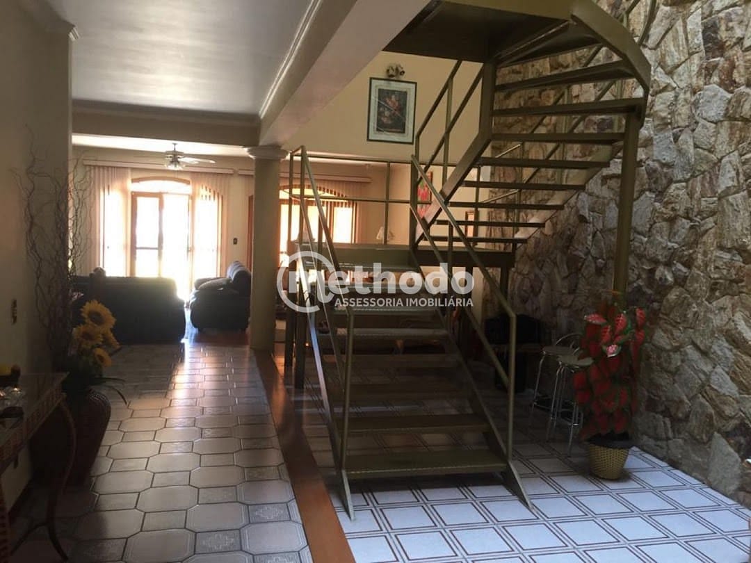 Casa, 4 quartos, 350 m² - Foto 3