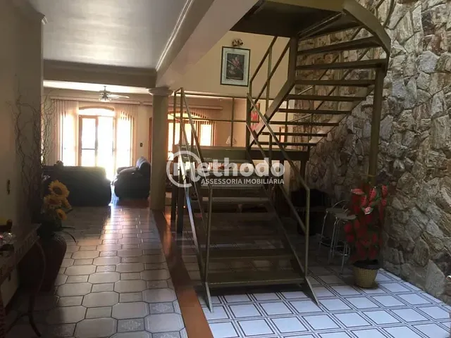 Casa com 350m² 4 quartos e 6 banheiros, à venda, no bairro Vila Industrial em Campinas
