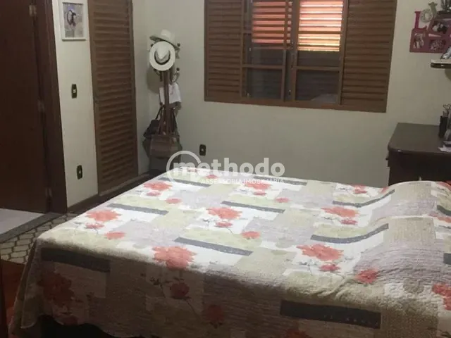 Casa com 350m² 4 quartos e 6 banheiros, à venda, no bairro Vila Industrial em Campinas