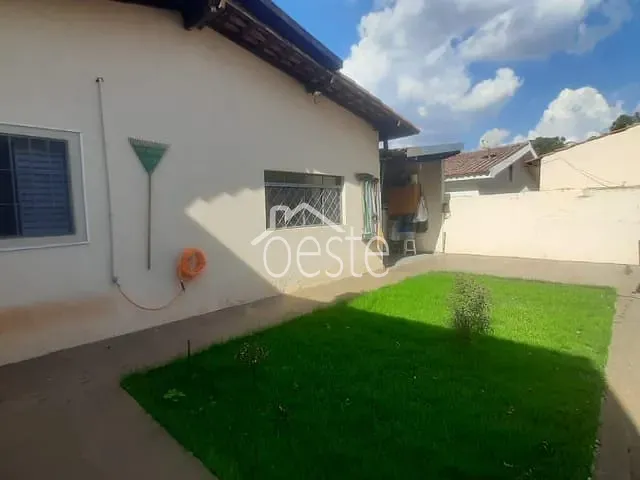 Casa com 300m² 3 quartos e 1 banheiro, à venda, no bairro Centro em Santa Bárbara D'Oeste