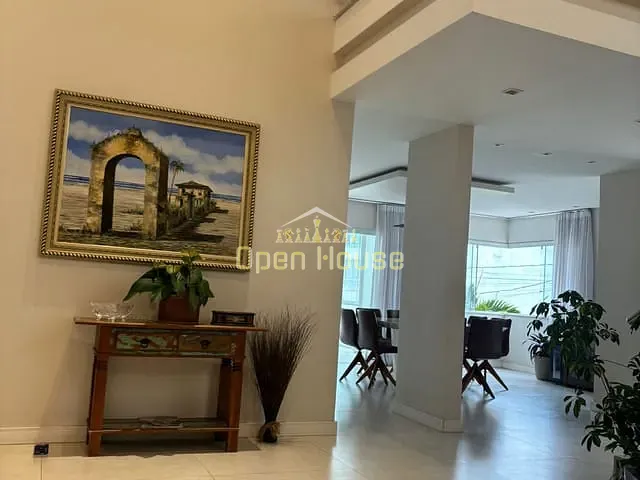 Casa 5 quartos e 6 banheiros, à venda, no bairro Jardim Amália em Volta Redonda