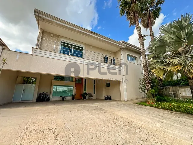 Casa com 620m² 5 quartos e 8 banheiros, à venda, no bairro Tamboré em Santana de Parnaíba