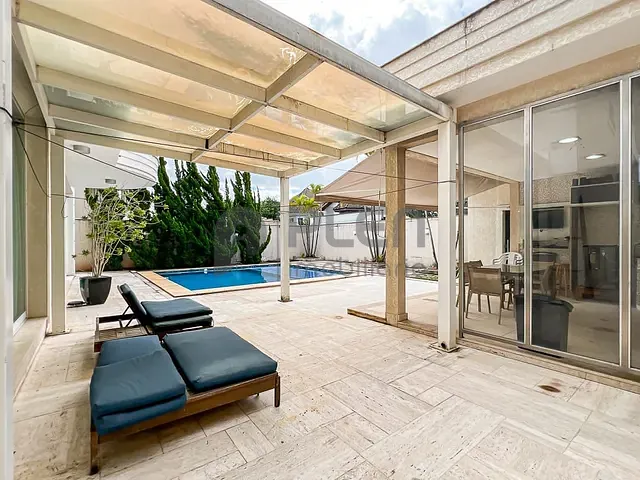Casa com 620m² 5 quartos e 8 banheiros, à venda, no bairro Tamboré em Santana de Parnaíba