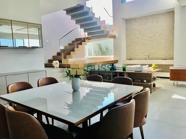 Casa com 516m² 5 quartos e 6 banheiros, à venda, no bairro Condomínio Residencial Alphaville II em São José dos Campos