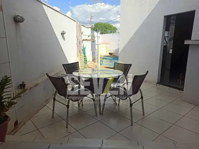 Casa com 330m² 4 quartos e 2 banheiros, à venda, no bairro Vila Bela em Bauru