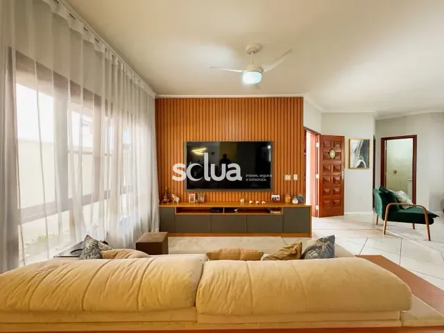 Casa com 453m² 3 quartos e 4 banheiros, à venda, no bairro Vila Faustina II em Valinhos