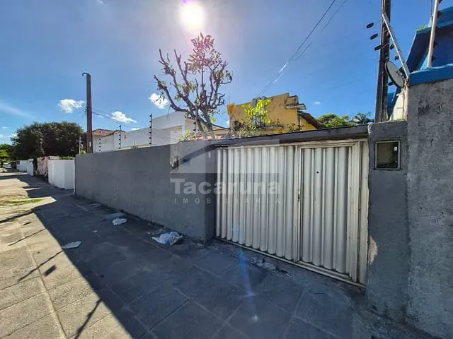 Casa para alugar, no bairro Varadouro em Olinda