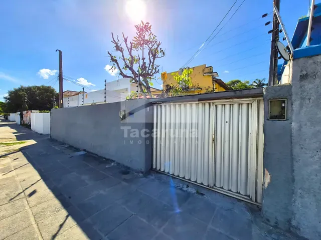 Casa para alugar, no bairro Varadouro em Olinda