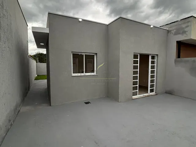 Casa 2 quartos e 1 banheiro, à venda, no bairro Centro em Piracaia