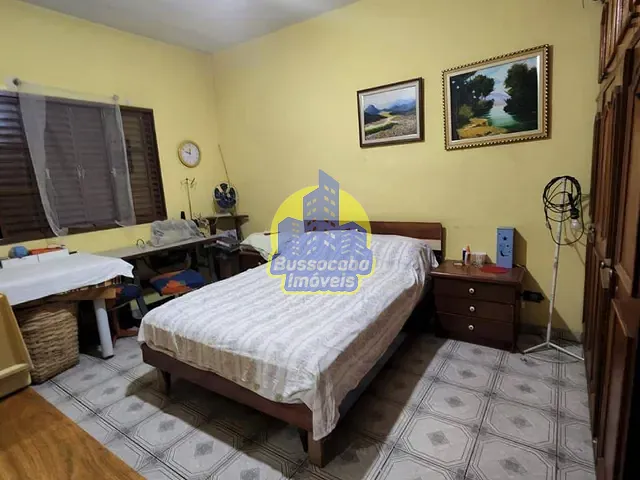 Casa com 312m² 2 quartos e 2 banheiros, à venda ou para alugar, no bairro km 18 em Osasco