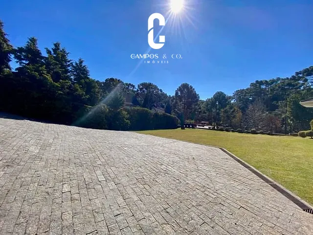 Casa com 6000m² 6 quartos e 5 banheiros, à venda, no bairro Vila Capivari em Campos Do Jordão