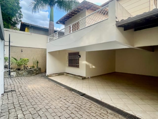 Foto do Casa - Casa com 05 quartos, sendo duas suítes, área gourmet e 05 vagas, Bairro Itapoã, Belo Horizonte, MG | Deltalar Imóveis