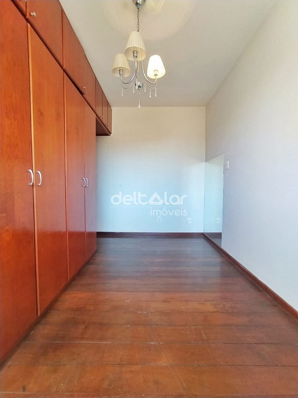 Casa para alugar com 5 quartos, 300m² - Foto 72