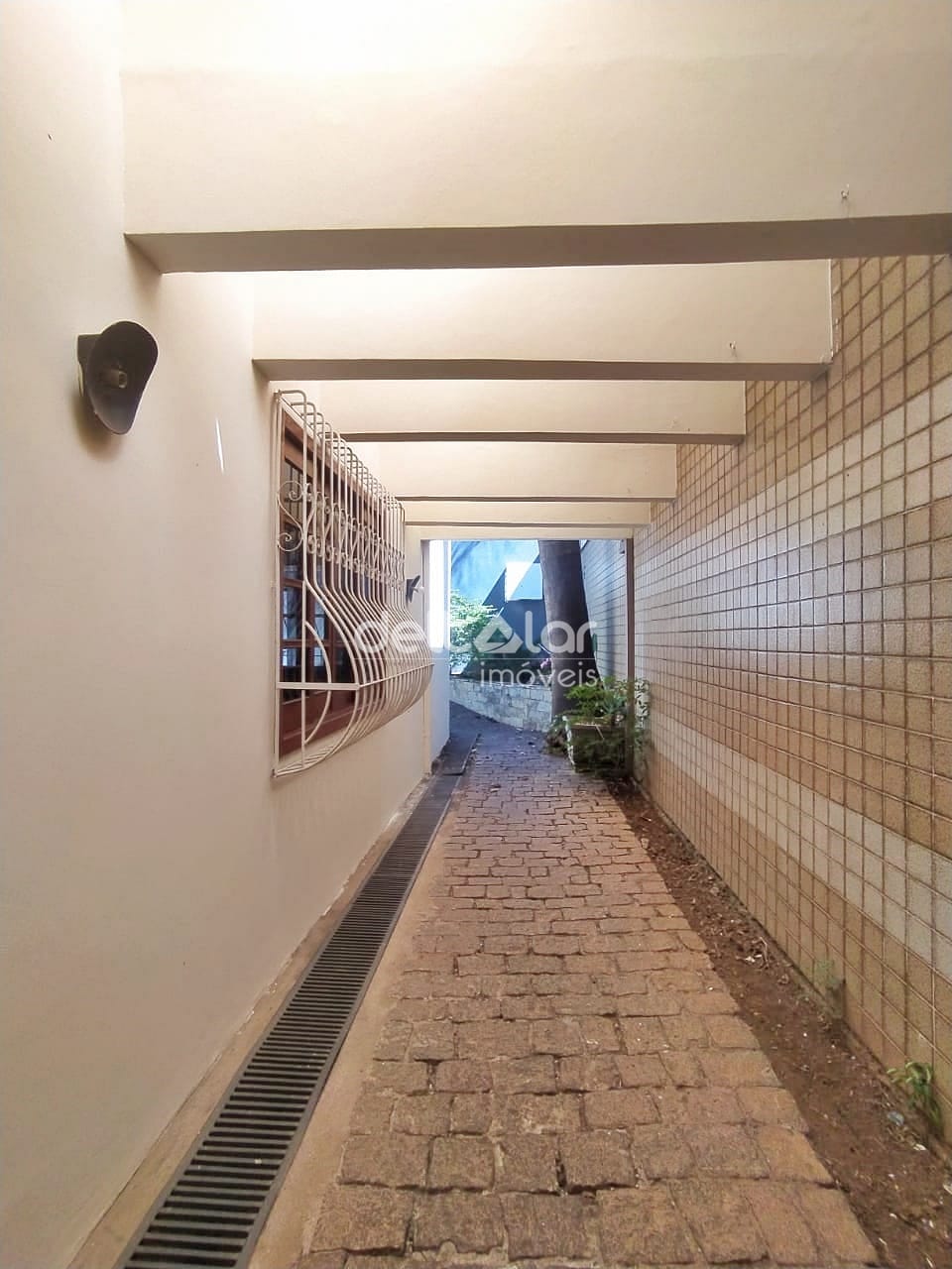Casa para alugar com 5 quartos, 300m² - Foto 102