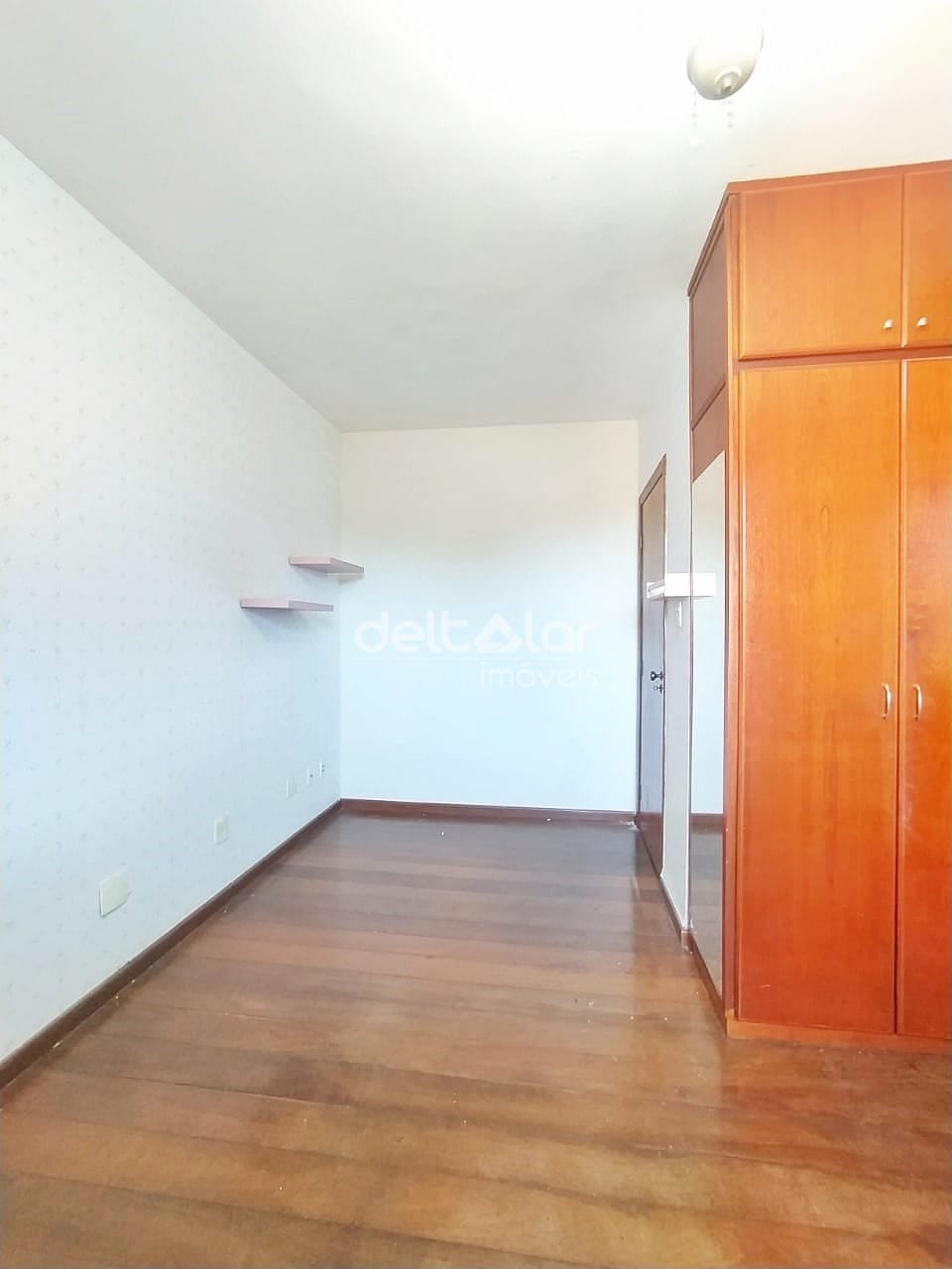 Casa para alugar com 5 quartos, 300m² - Foto 78