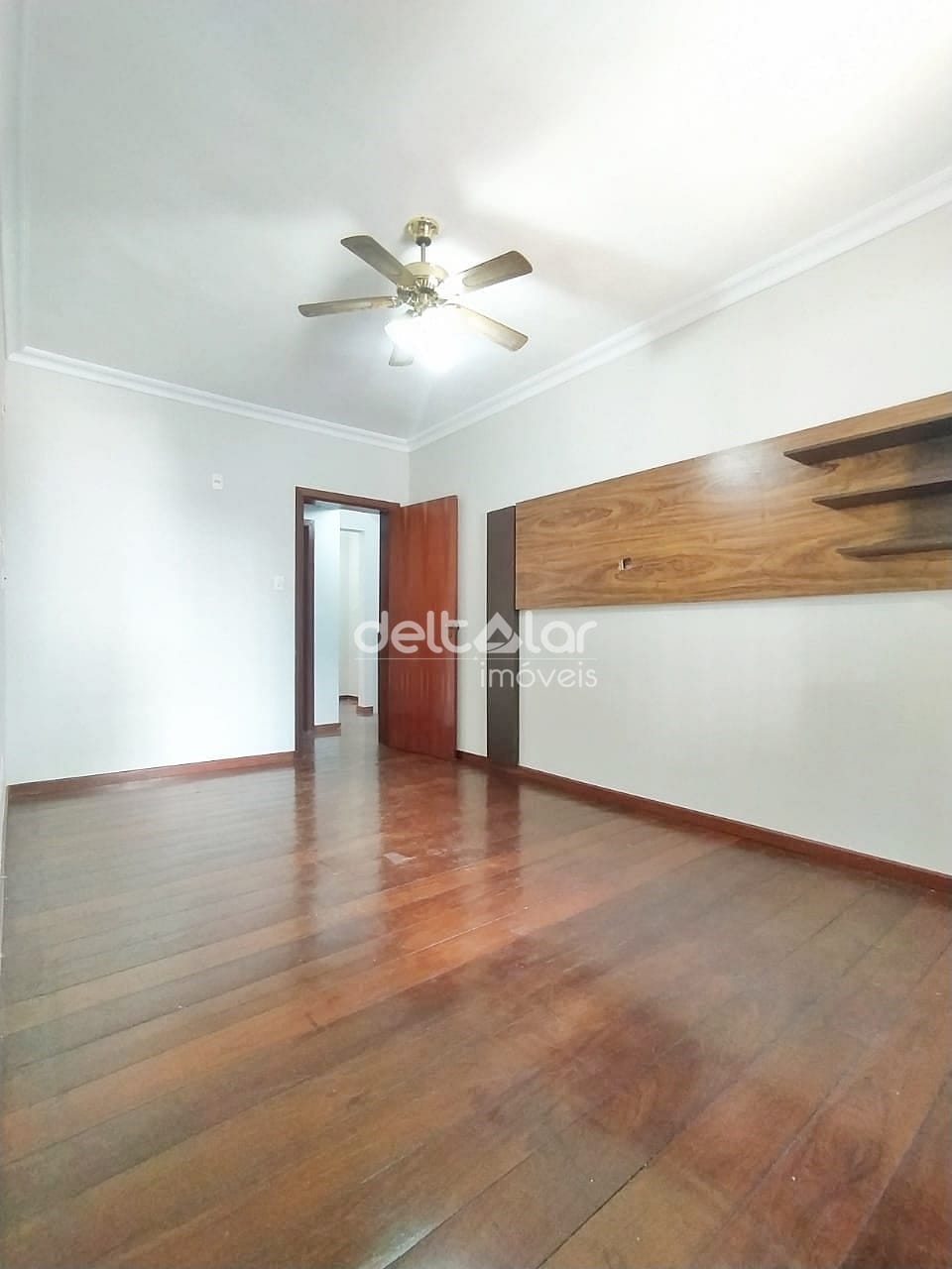 Casa para alugar com 5 quartos, 300m² - Foto 83