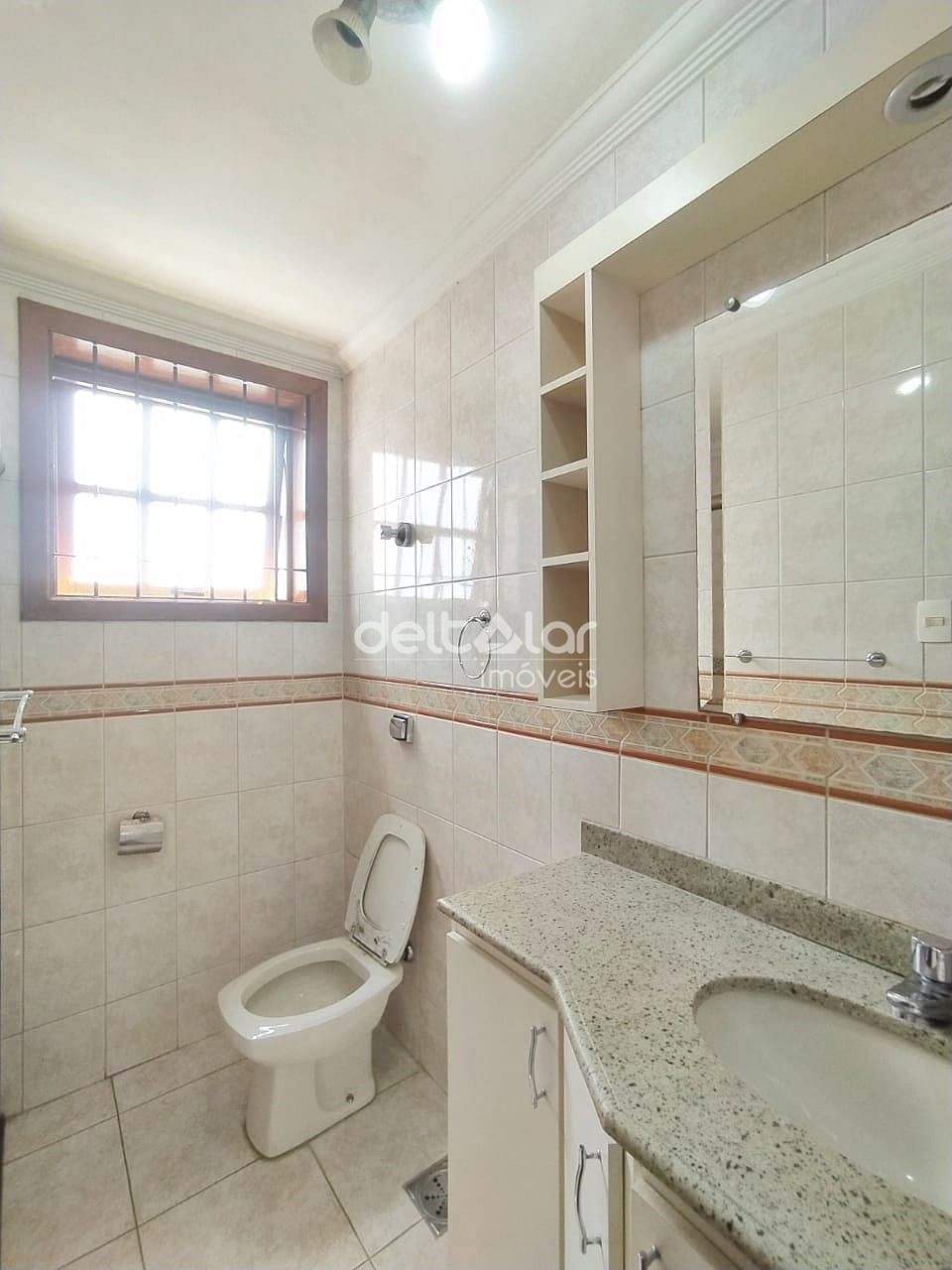 Casa para alugar com 5 quartos, 300m² - Foto 85