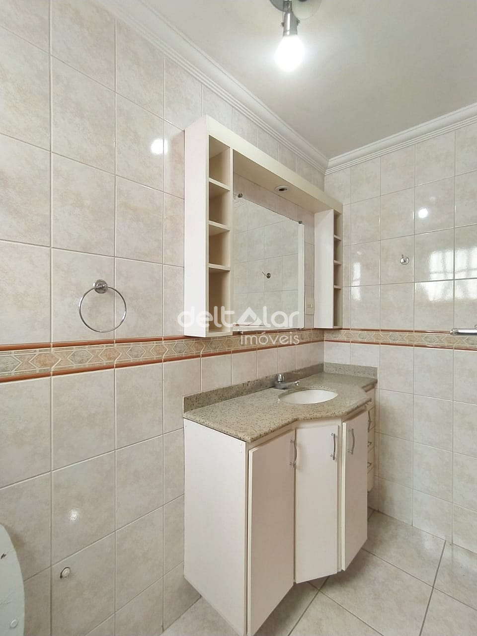 Casa para alugar com 5 quartos, 300m² - Foto 87