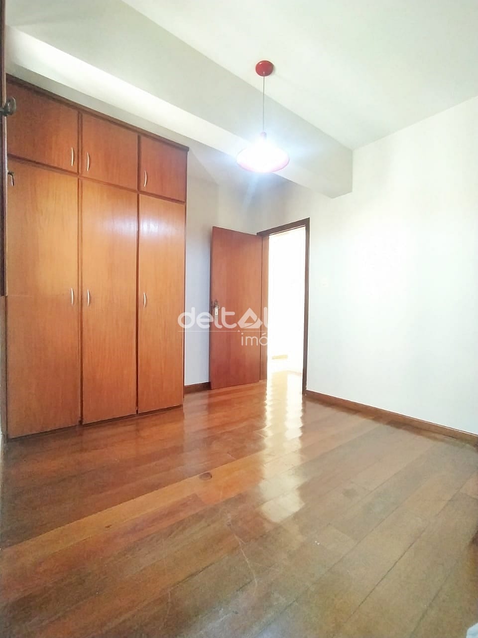 Casa para alugar com 5 quartos, 300m² - Foto 93