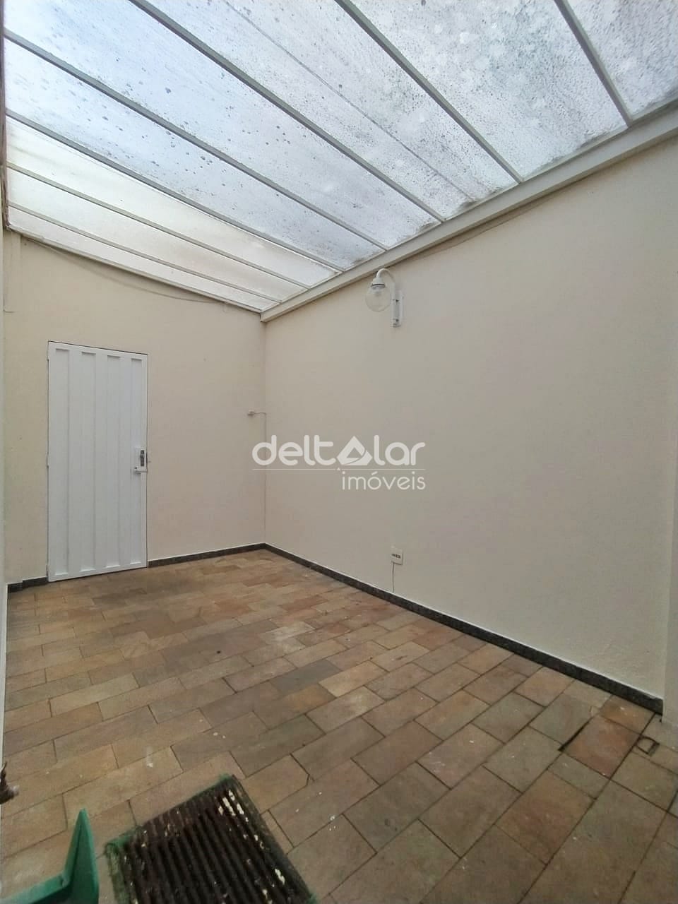 Casa para alugar com 5 quartos, 300m² - Foto 59