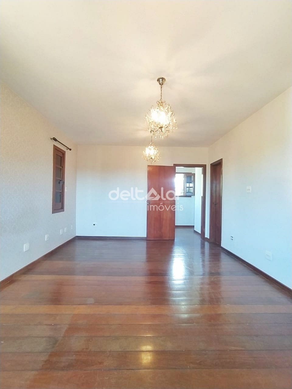 Casa para alugar com 5 quartos, 300m² - Foto 61