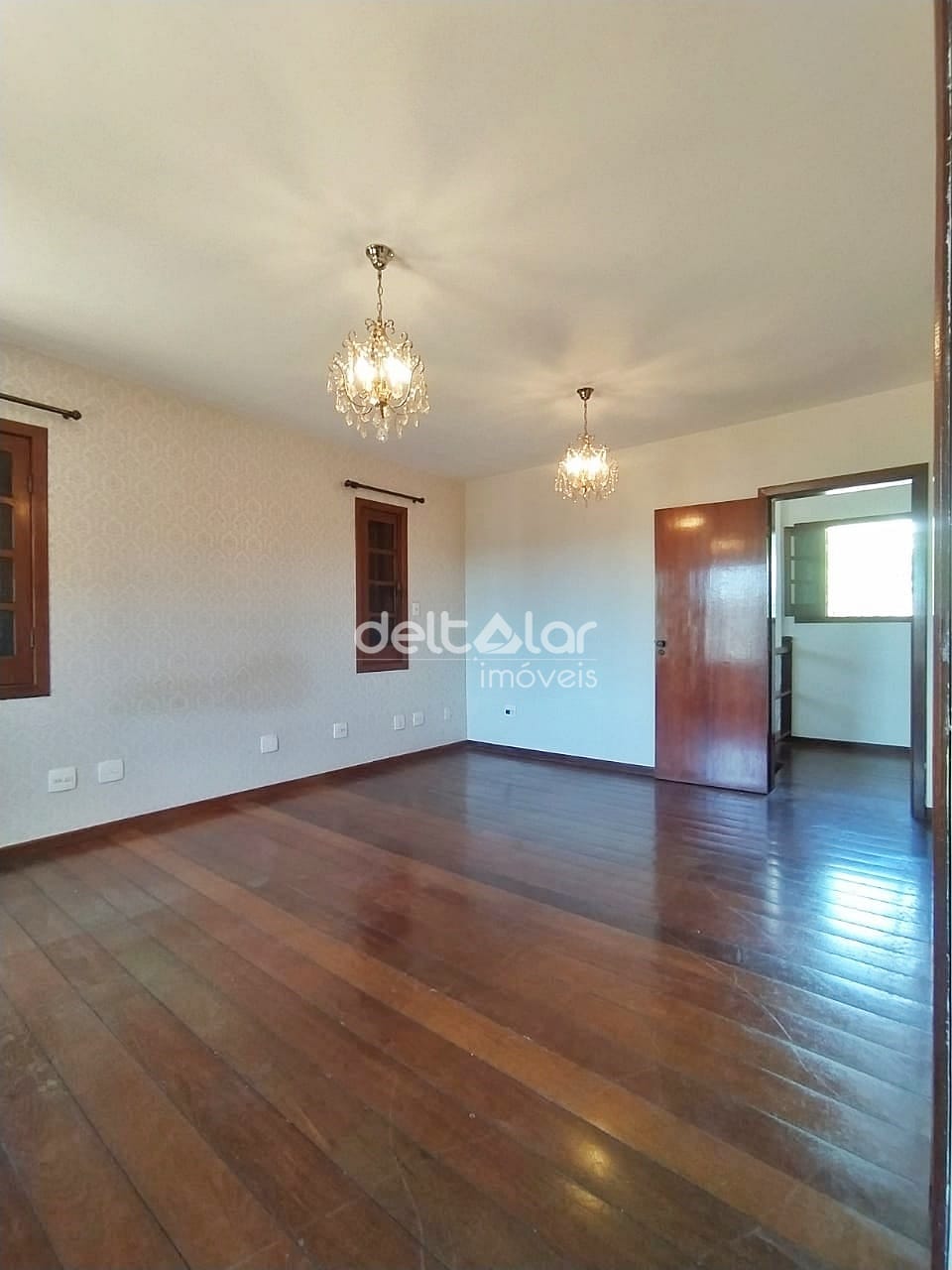 Casa para alugar com 5 quartos, 300m² - Foto 62