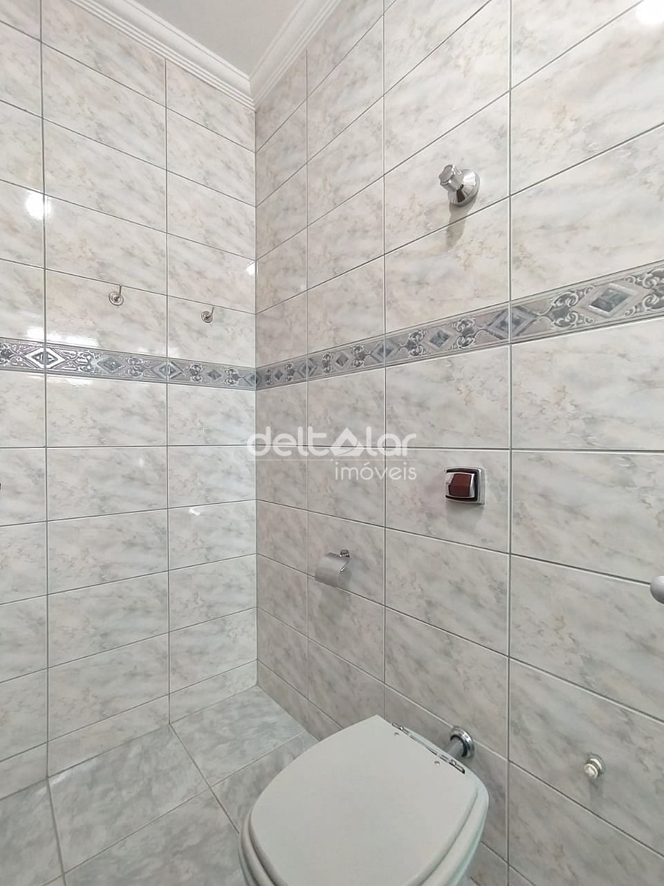 Casa para alugar com 5 quartos, 300m² - Foto 66