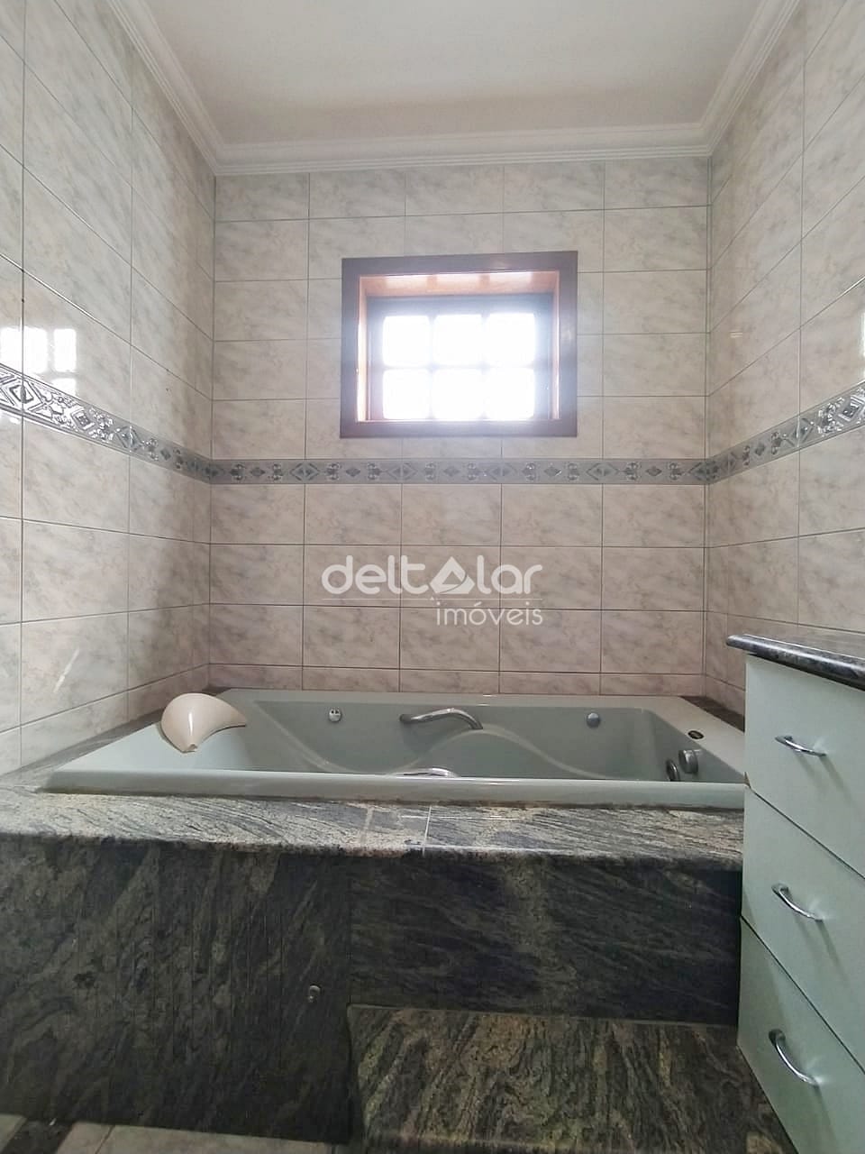 Casa para alugar com 5 quartos, 300m² - Foto 70