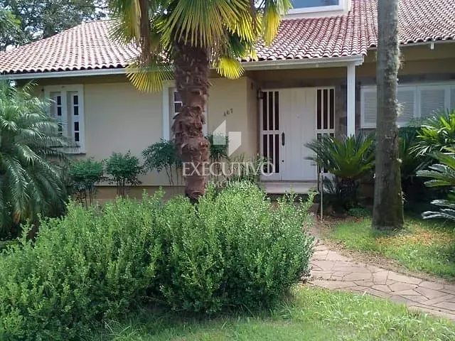 Casa com 4037m² 3 quartos e 4 banheiros, para alugar, no bairro Centro em Arroio do Meio