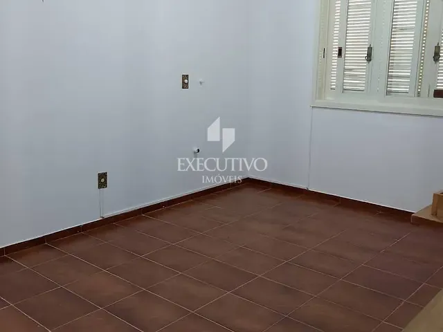 Casa com 4037m² 3 quartos e 4 banheiros, para alugar, no bairro Centro em Arroio do Meio