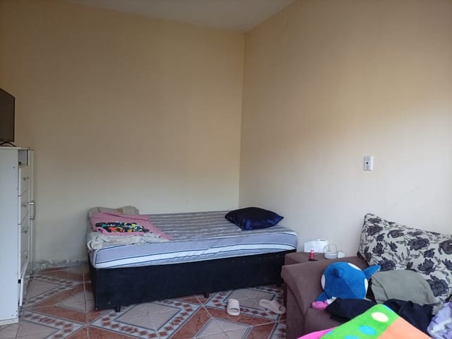 Casa com 200m² 3 quartos e 2 banheiros, à venda, no bairro Laranjal em Pelotas