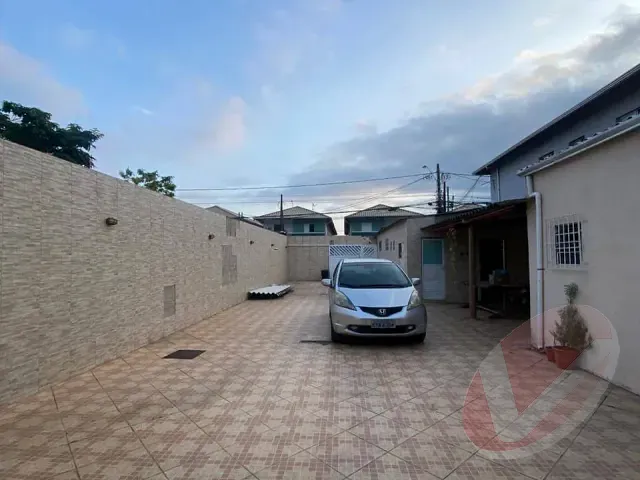 Casa com 340m² 2 quartos e 1 banheiro, à venda, no bairro Samambaia em Praia Grande