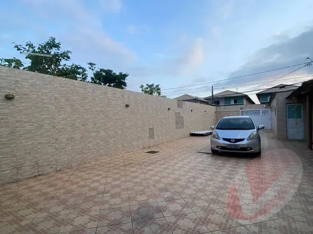 Casa com 340m² 2 quartos e 1 banheiro, à venda, no bairro Samambaia em Praia Grande