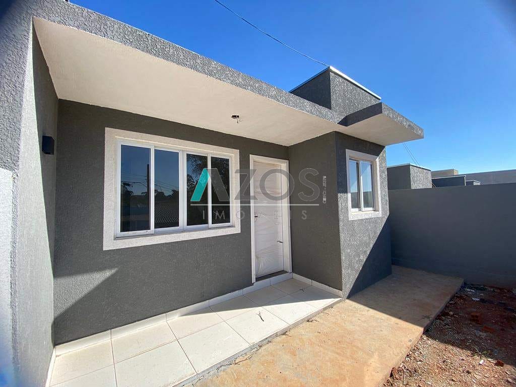 Casa à venda com 3 quartos, 55m² - Foto 2