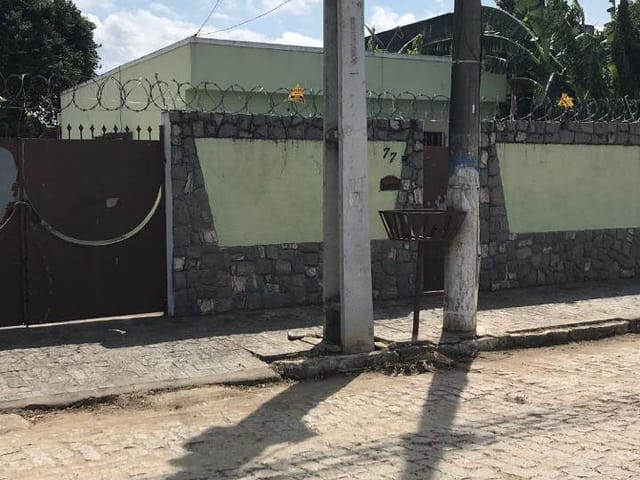 Casa com 390m² 2 quartos e 1 banheiro, à venda, no bairro Parque Jóquei Club em Campos dos Goytacazes